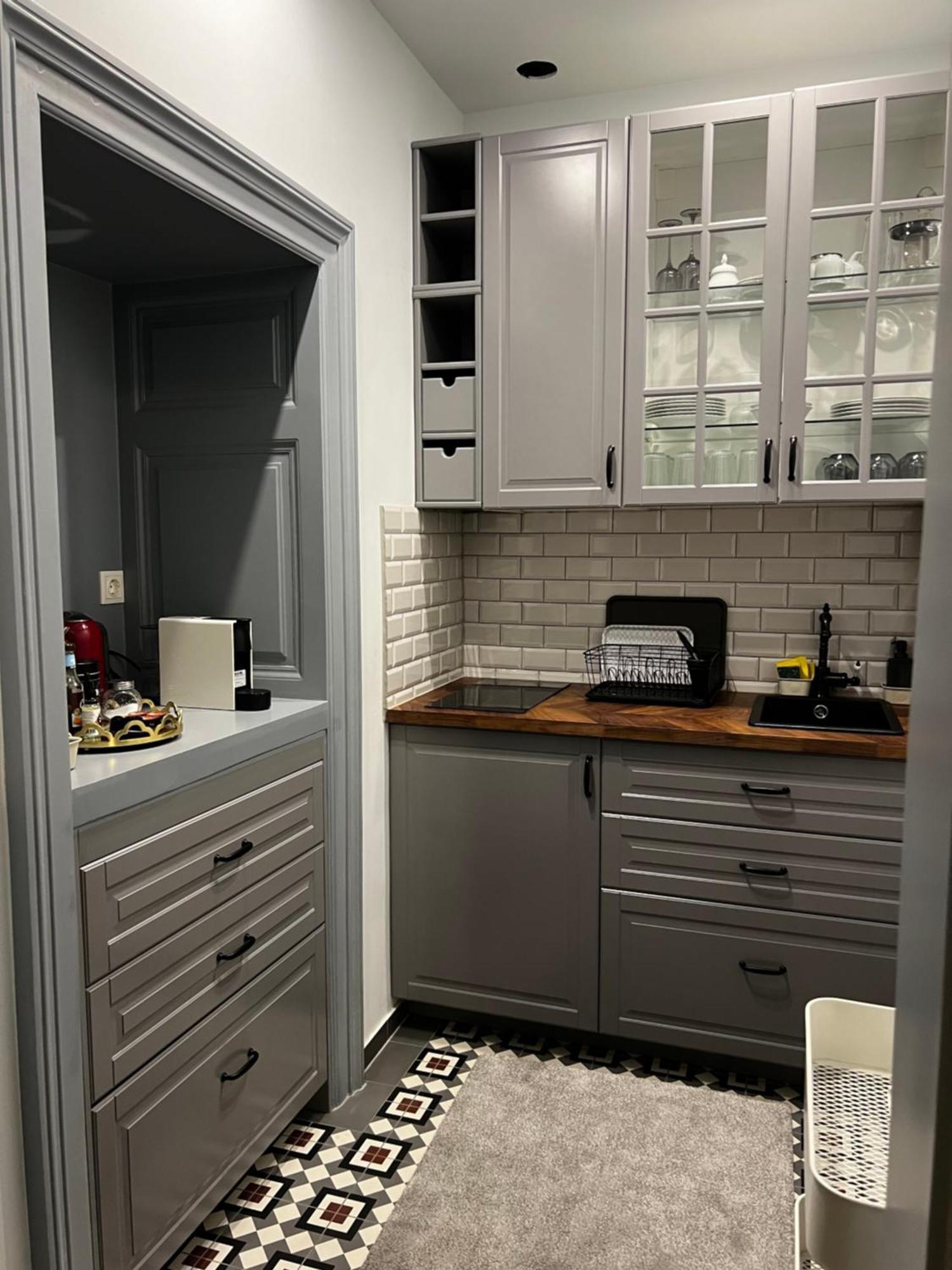 Authentic Viennese Living Apartment Vienna